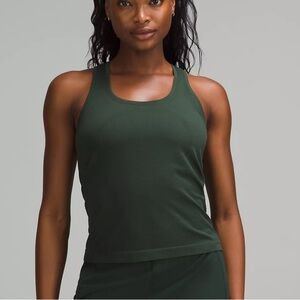 Swiftly Tech Racerback Tank Top 2.0 *Waist Length Legacy Green Size 6